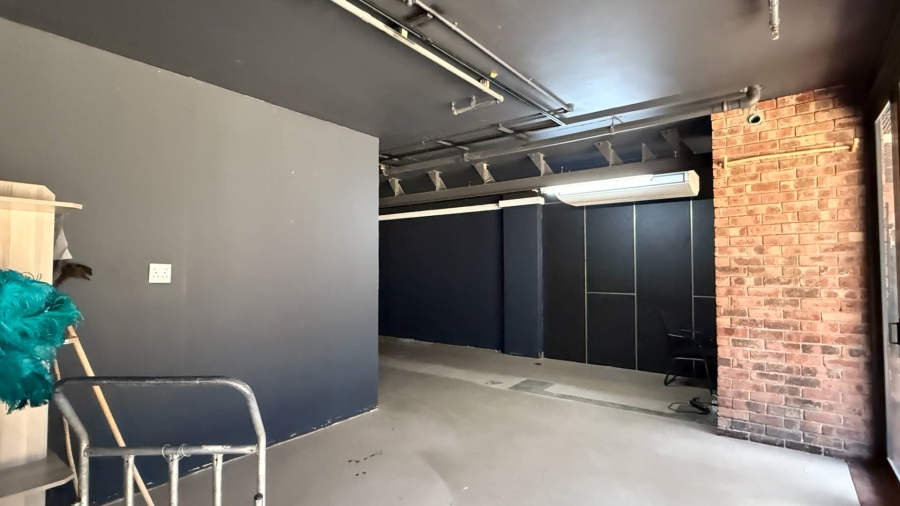 To Let commercial Property for Rent in Gardens Western Cape